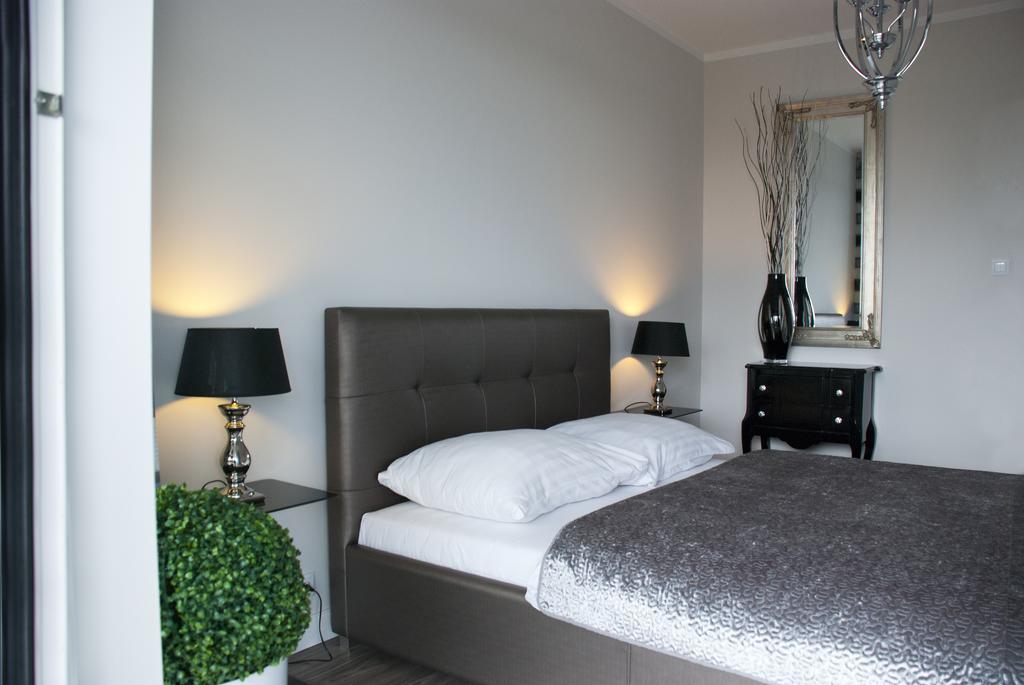 Apartamenty I.M.A Towarowa Posen Zimmer foto